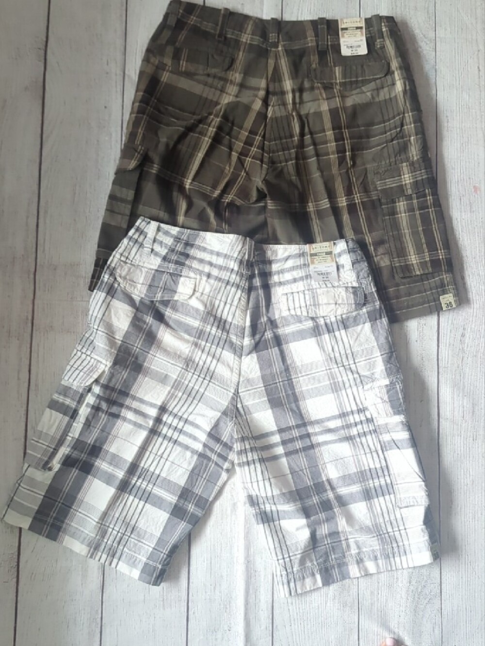 Men's Plaid Cargo Shorts - Brown and Beige - Picture 2 of 3